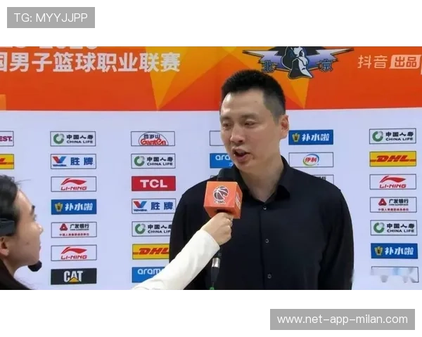 球员在赛场上凭借冷静与决断力屡次扭转战局(157 ) 球员在赛场上凭借冷静与决断力屡次扭转战局(157 )